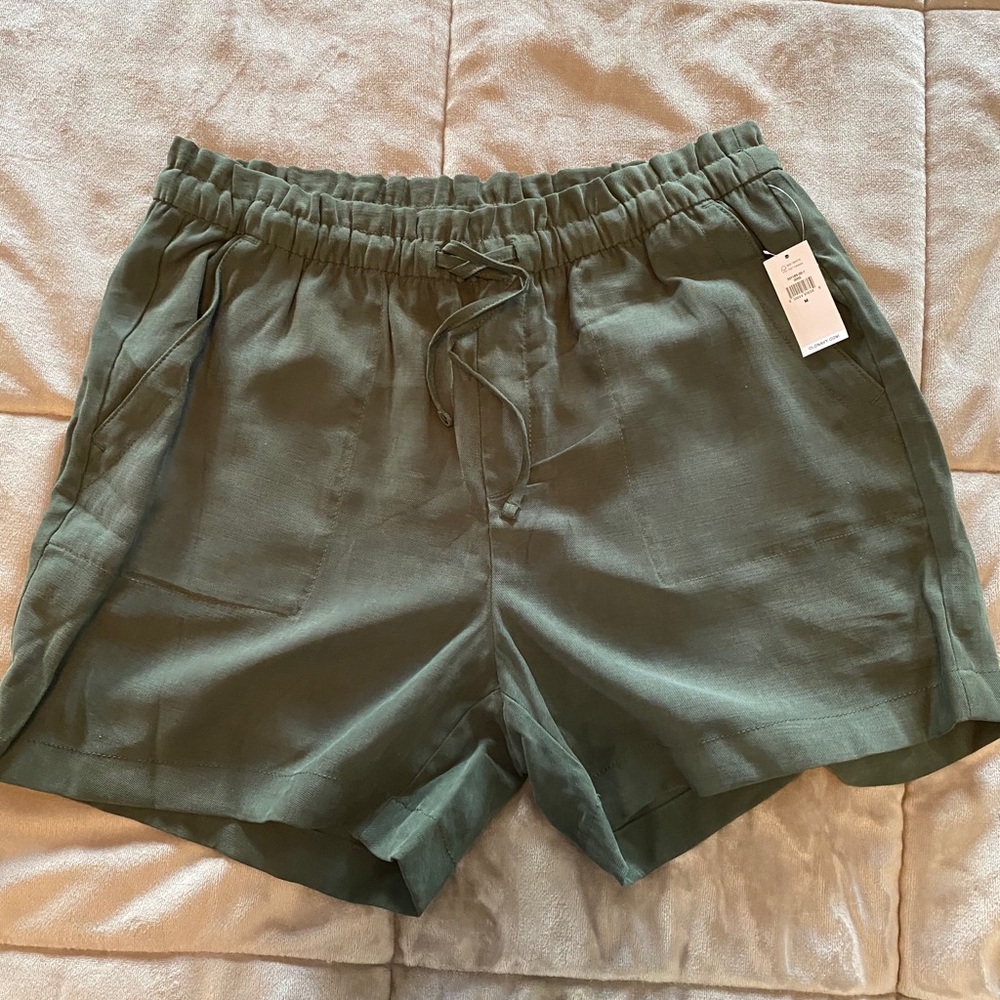 Woman’s shorts